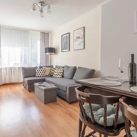 아파트 ※ Komfortowy Apartament ※ 2 Sypialnie ※ Balkon 그디니아
